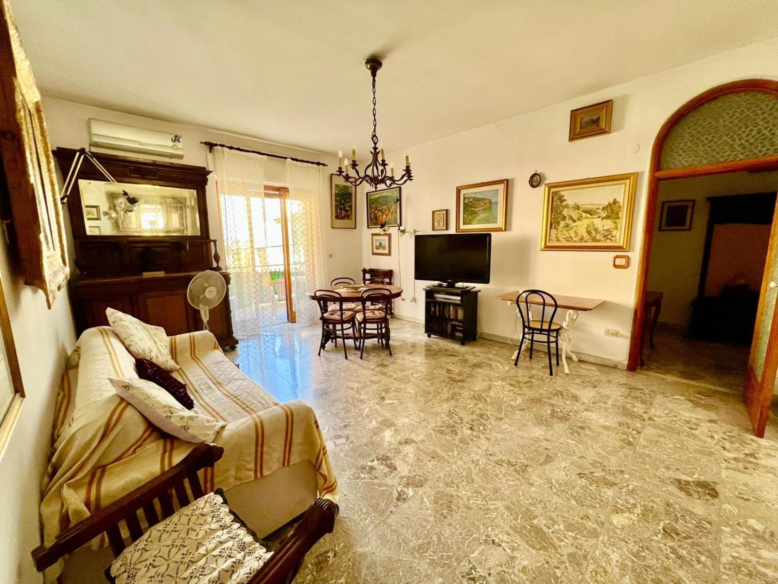Ferienwohnung Casa Relax Nel Centro Storico Con Posto Auto Vico Equense Exterior foto